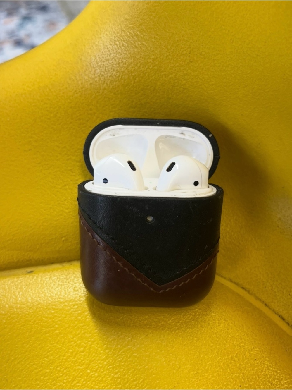 Apple AirPods